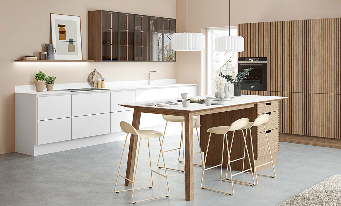 Lyst og klassisk køkkenindretning