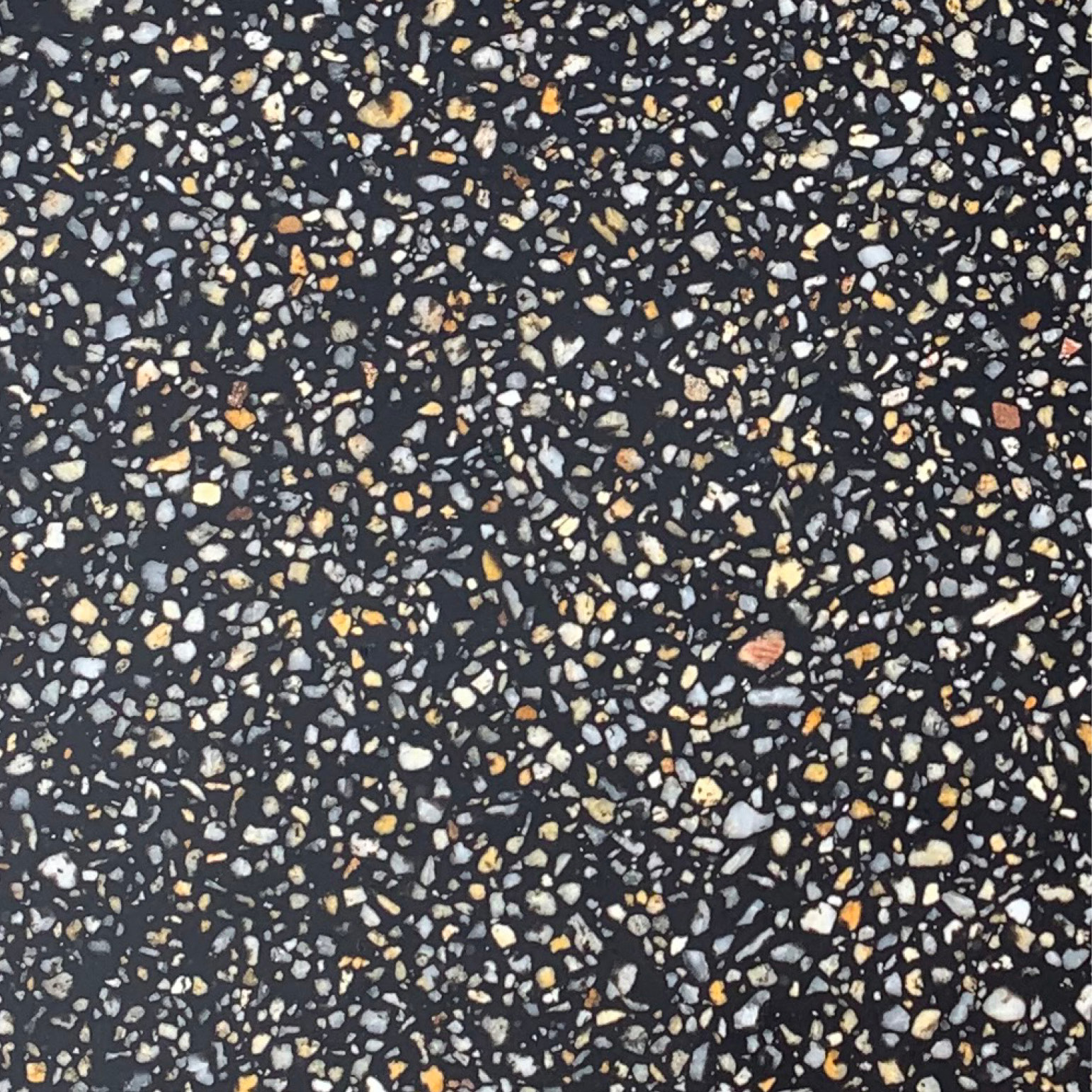 740X740 KUMA QUARTZ2