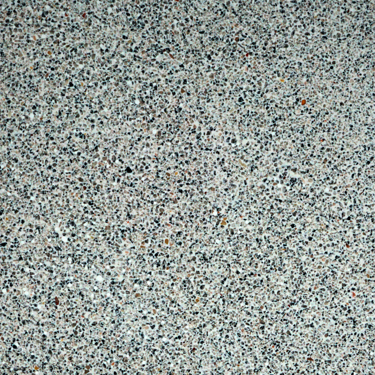 740X740 KUMA QUARTZ7